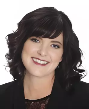 Jennifer Miles, St Albert, Insurance Agent